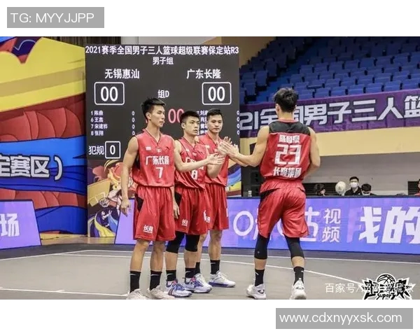 成都篮球队在世锦赛积分榜上以84分稳居第一名展现强劲实力